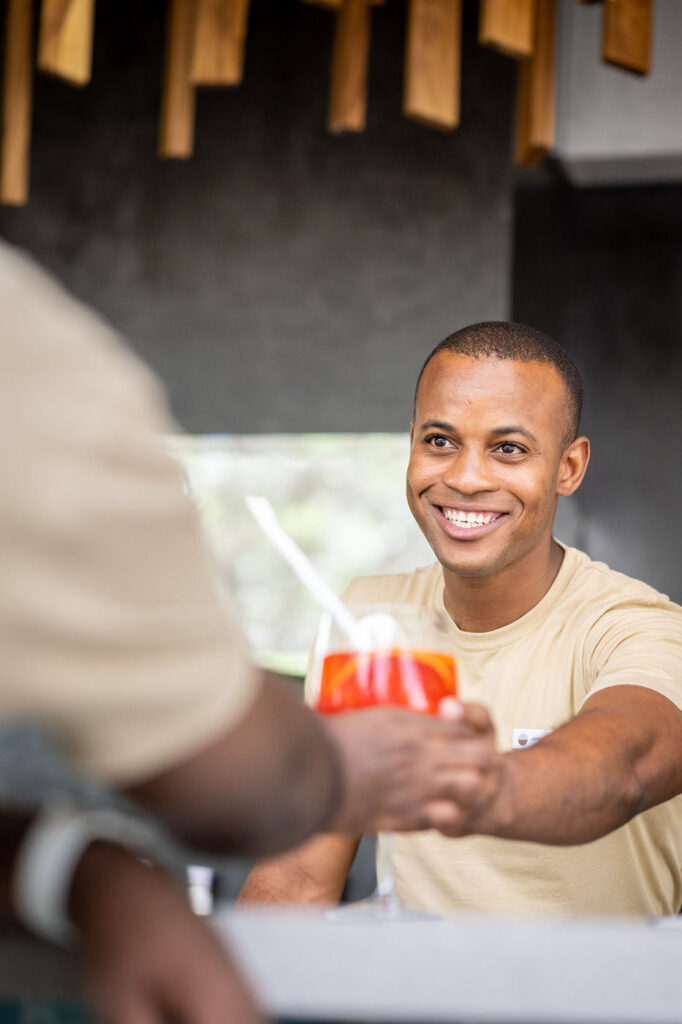 Food Dining O&L Leisure